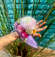 Load image into Gallery viewer, Fresh Flower Corsage &amp; Boutonniere Pre-Order for Prom Night @ Benny Boy Brewing
