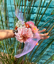 Load image into Gallery viewer, Fresh Flower Corsage &amp; Boutonniere Pre-Order for Prom Night @ Benny Boy Brewing
